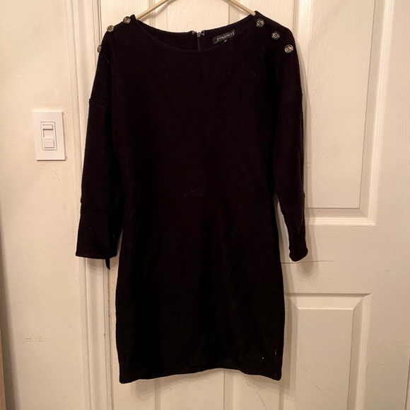 Dynamite Dress - Picture 1 of 3